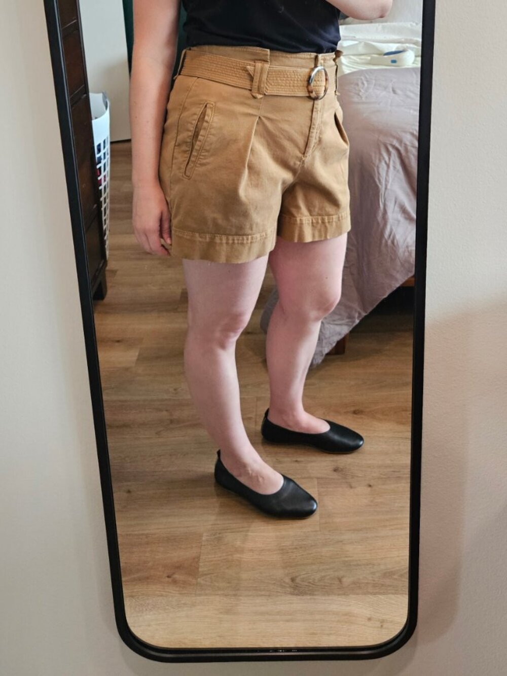 Sézane Rome High Rise Shorts Size 42 - Caramel - Picture 4 of 13